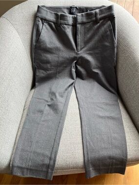 GAP Women's Gray Knit Cropped Dress Pants